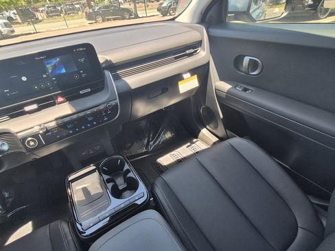 New 2026 Hyundai Ioniq 5 SEL RWD image 16