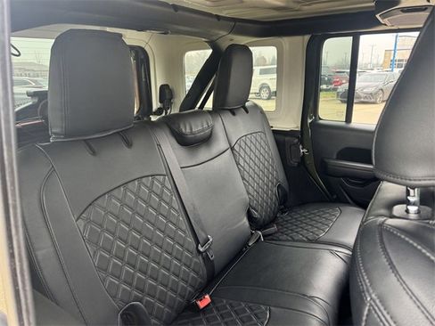 Used 2022 Jeep Wrangler Unlimited Sport image 11