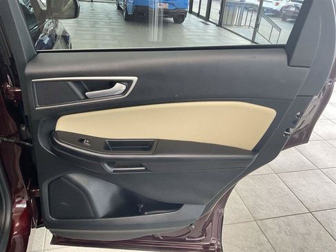 Used 2022 Ford Edge SEL w/ Convenience Package AWD/4WD image 14