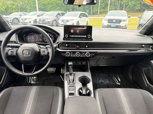 Used 2023 Honda Civic Sport image 15