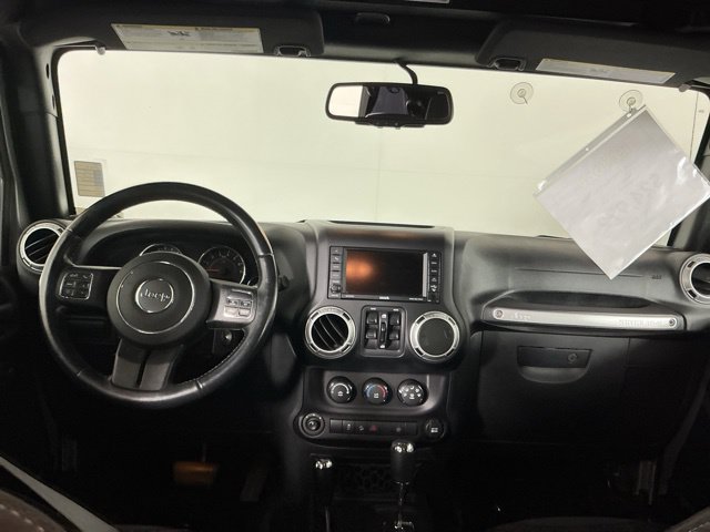 Used 2015 Jeep Wrangler Unlimited Rubicon w/ Connectivity Group AWD/4WD image 20