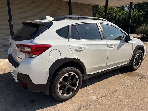 Used 2023 Subaru Crosstrek 2.0i Premium AWD/4WD image 7