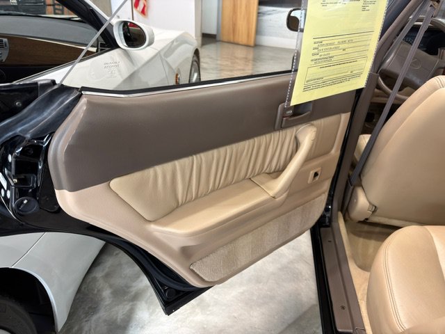 Used 1990 Lexus ES 250 FWD image 17