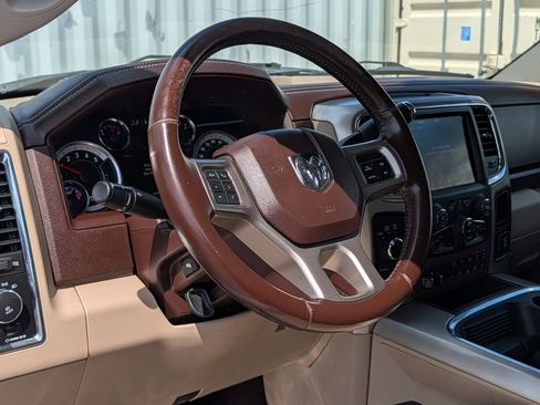 Used 2018 RAM 2500 Laramie image 24