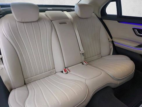 Used 2023 Mercedes-Benz S 500 4MATIC image 23