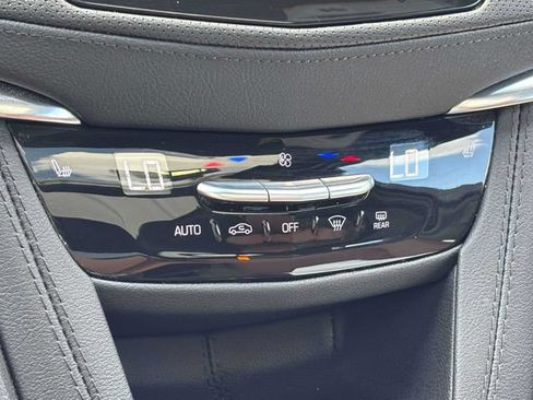 Used 2023 Cadillac XT5 Sportv w/ Technology Package AWD/4WD image 19