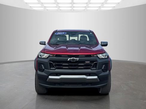 Used 2025 Chevrolet Colorado Trail Boss image 2
