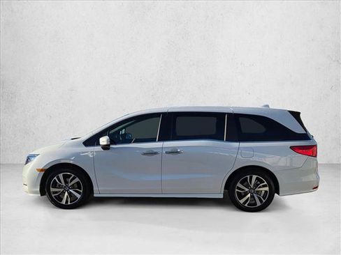 Used 2024 Honda Odyssey Touring image 9