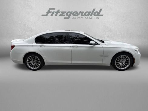 Used 2015 BMW 750Li xDrive AWD/4WD image 3