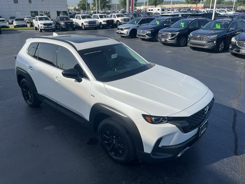 Used 2025 MAZDA CX-50 AWD 2.5 Hybrid w/ Premium Pkg image 5