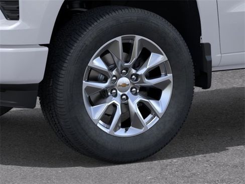 New 2026 Chevrolet Silverado 1500 Custom RWD image 9