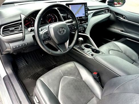 Used 2022 Toyota Camry XSE w/ Navigation Package FWD image 13