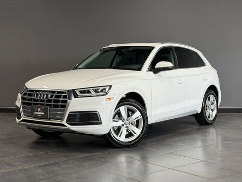 Used 2018 Audi Q5 2.0T Premium Plus w/ Premium Plus Package AWD/4WD image 1