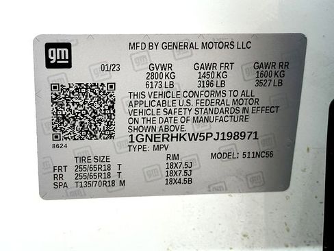 Used 2023 Chevrolet Traverse LT FWD image 34