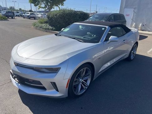 Used 2017 Chevrolet Camaro LT RWD image 1
