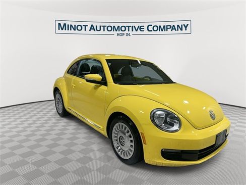 Used 2014 Volkswagen Beetle 1.8T image 2