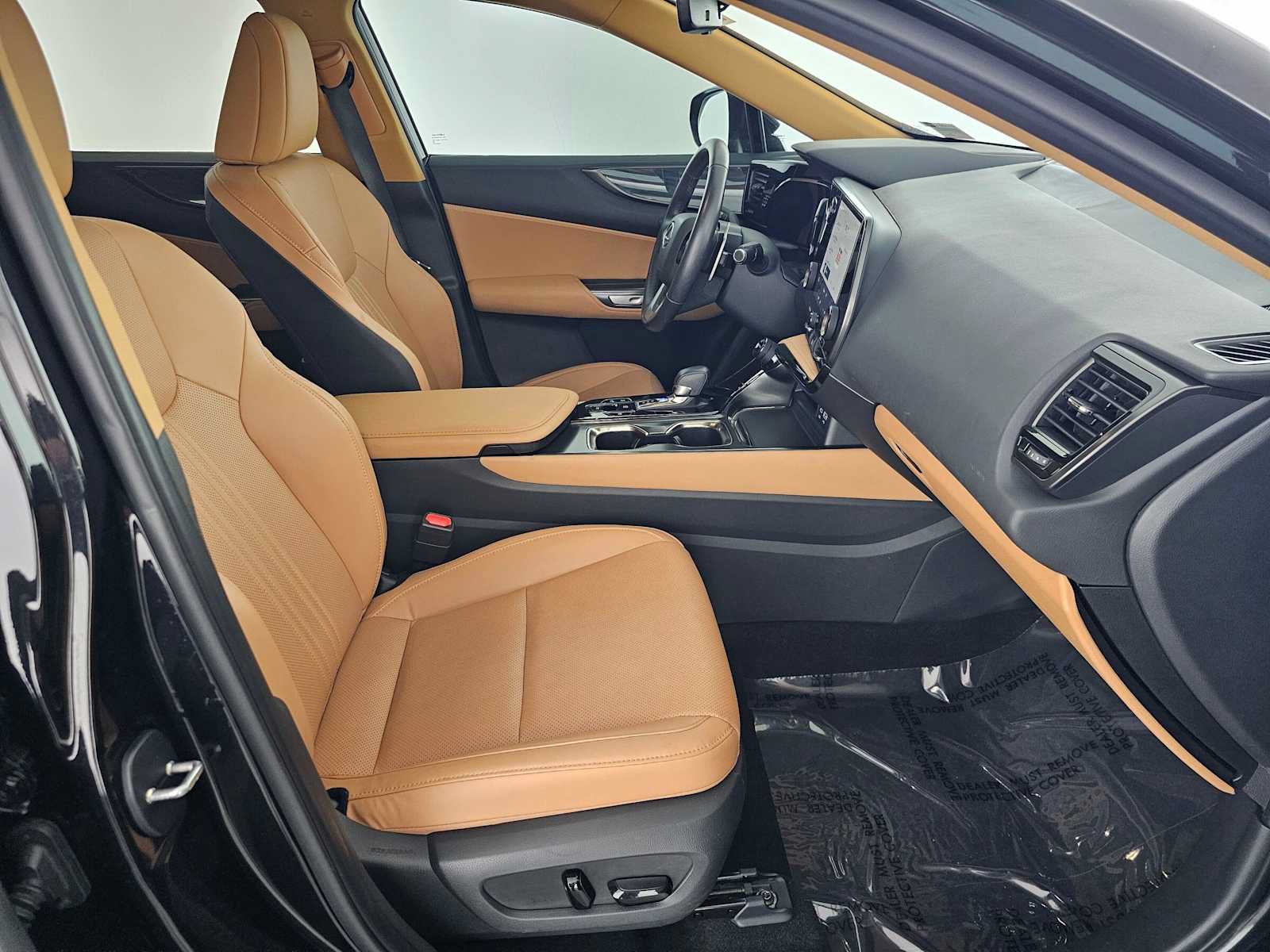 Certified 2025 Lexus NX 350h AWD w/ Accessory Package (2T) image 8