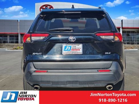Used 2024 Toyota RAV4 XLE image 6