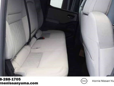 New 2025 Nissan Frontier SV w/ SV Convenience Package image 7