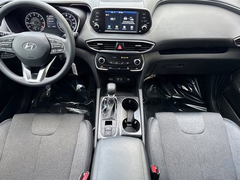 Used 2019 Hyundai Santa Fe SE image 4