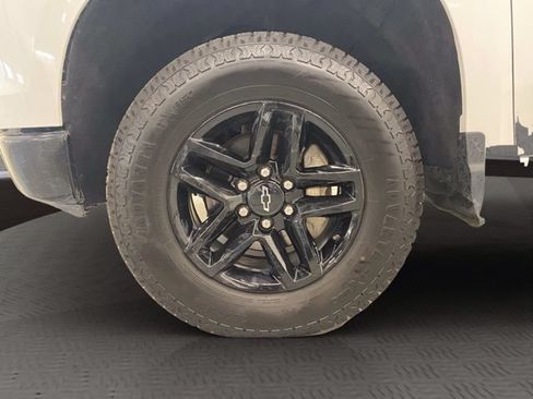 Used 2023 Chevrolet Silverado 1500 LT Trail Boss w/ Protection Package AWD/4WD image 16