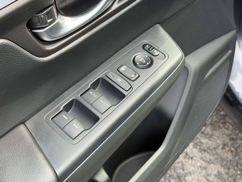 Used 2026 Honda CR-V Sport image 7