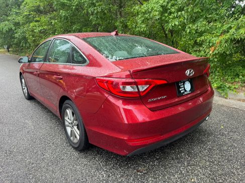 Used 2015 Hyundai Sonata SE FWD image 9