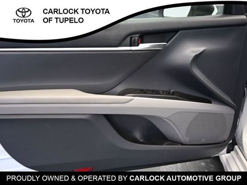 Used 2023 Toyota Camry SE image 20