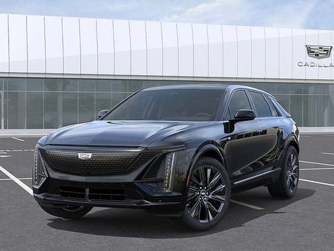 New 2026 Cadillac Lyriq Signature Sport w/ Nappa Leather Package AWD/4WD image 6