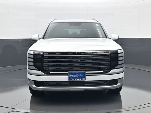 Used 2026 Hyundai Palisade Calligraphy image 2