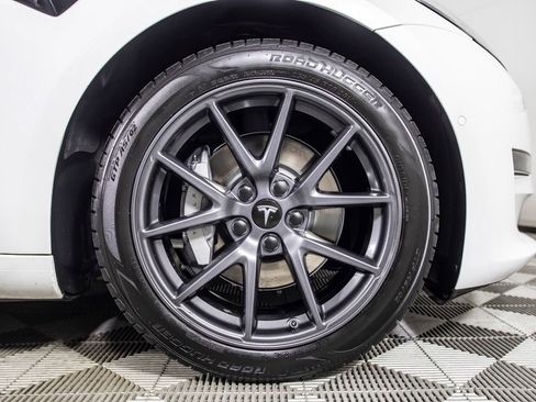 Used 2021 Tesla Model 3 Standard Range Plus image 36