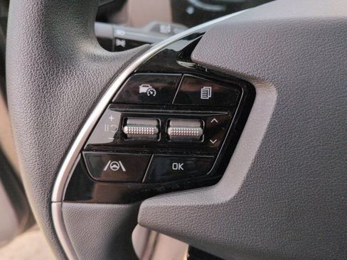 Used 2025 Kia Niro LX FWD image 20