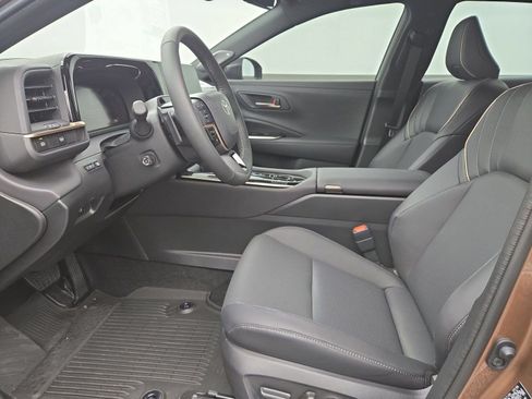 New 2026 Toyota Crown Platinum AWD/4WD image 16