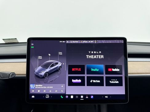 Used 2023 Tesla Model Y Long Range image 6