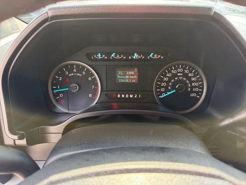 Used 2018 Ford F150 XLT w/ XTR Package image 32