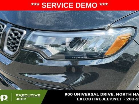 New 2025 Jeep Compass Limited w/ Sun & Sound Group image 4