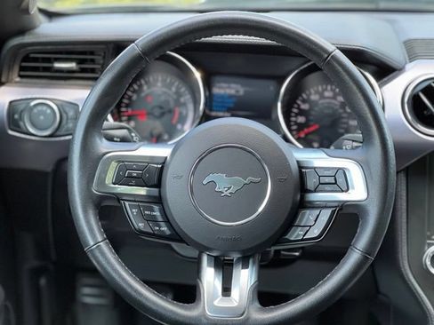 Used 2017 Ford Mustang GT w/ Black Accent Package RWD image 31