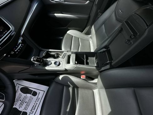 Certified 2024 Cadillac XT5 Luxury FWD image 27