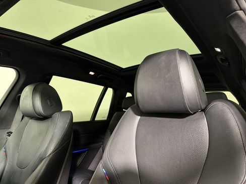 Used 2019 BMW X7 xDrive40i w/ Premium Package AWD/4WD image 14