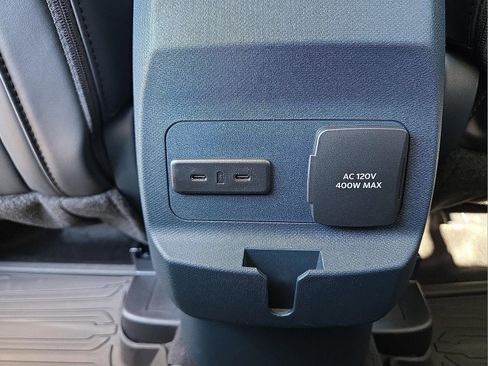 New 2026 Ford Maverick Lariat w/ Black Appearance Package AWD/4WD image 12