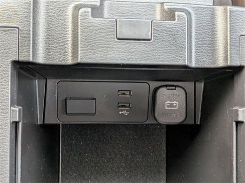 Used 2023 MAZDA CX-5 Signature image 22