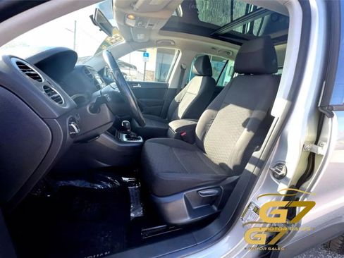 Used 2013 Volkswagen Tiguan S FWD image 7