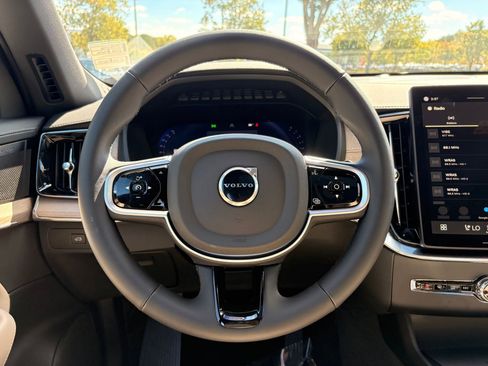 Used 2026 Volvo XC90 B6 Plus w/ Protection Package image 16