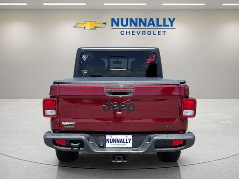 Used 2021 Jeep Gladiator Sport AWD/4WD image 4