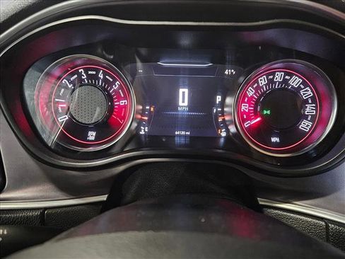 Used 2022 Dodge Challenger GT AWD/4WD image 20
