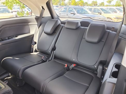 New 2026 Honda Odyssey EX-L image 17