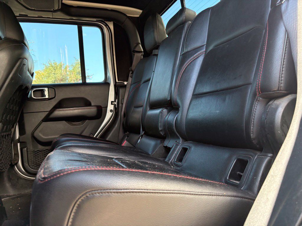 Used 2020 Jeep Gladiator Rubicon AWD/4WD image 10