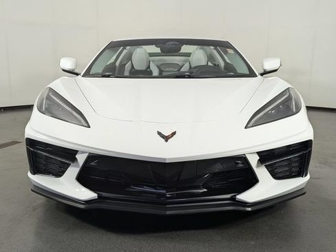 Used 2024 Chevrolet Corvette Stingray Premium Conv w/ Z51 Performance Package RWD image 4