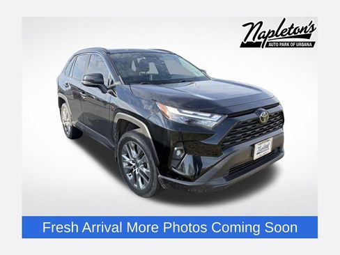 Used 2022 Toyota RAV4 XLE Premium image 1