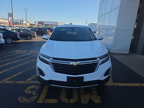 Used 2024 Chevrolet Equinox LT image 10